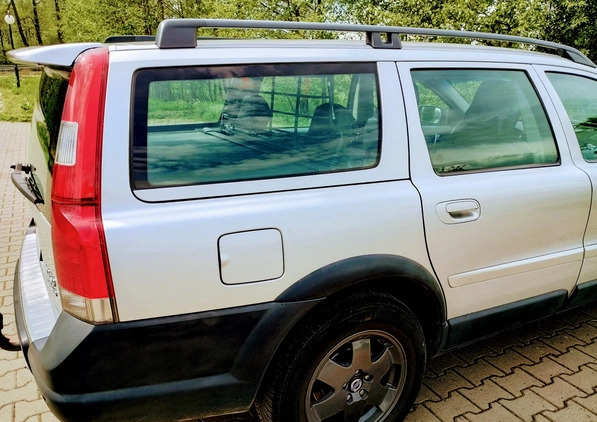 Volvo XC 70 cena 20900 przebieg: 300000, rok produkcji 2003 z Kwidzyn małe 121